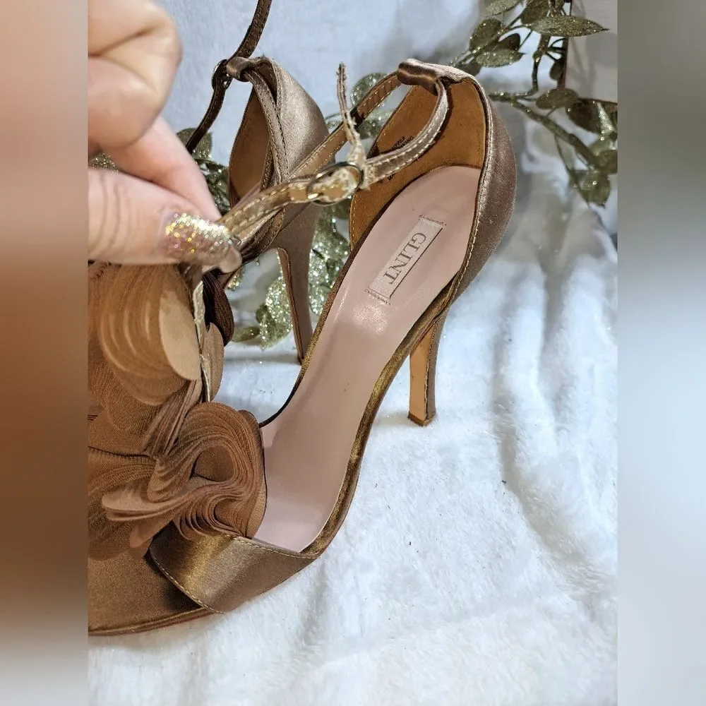 Glint Heels satin Heels